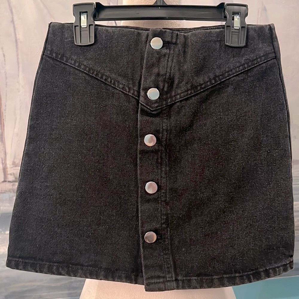 NWT Gianni Bini Black Denim Skirt, Sz 10